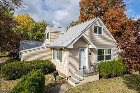 126 Parkwood Avenue Avon Lake OH 44012