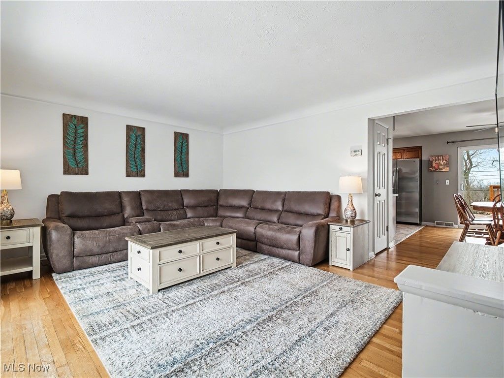 Photo of 3640 Hetzel Drive, Parma, OH 44134 (MLS # 5181728)