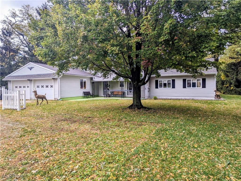 Photo of 10257 Prouty Road, Painesville, OH 44077 (MLS # 5167454)