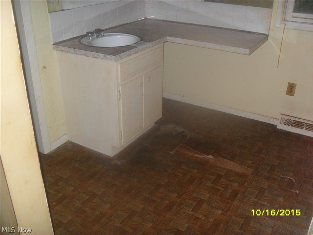 Lakeway 01 - Residential