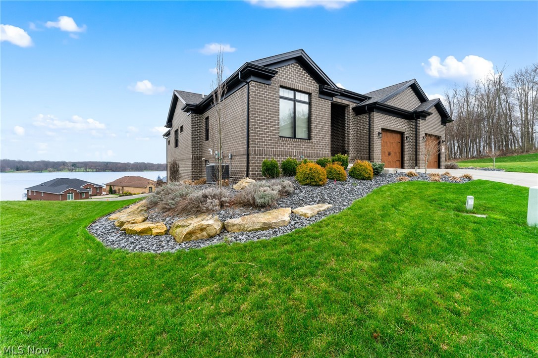 Pine Lake Reserve - Residential