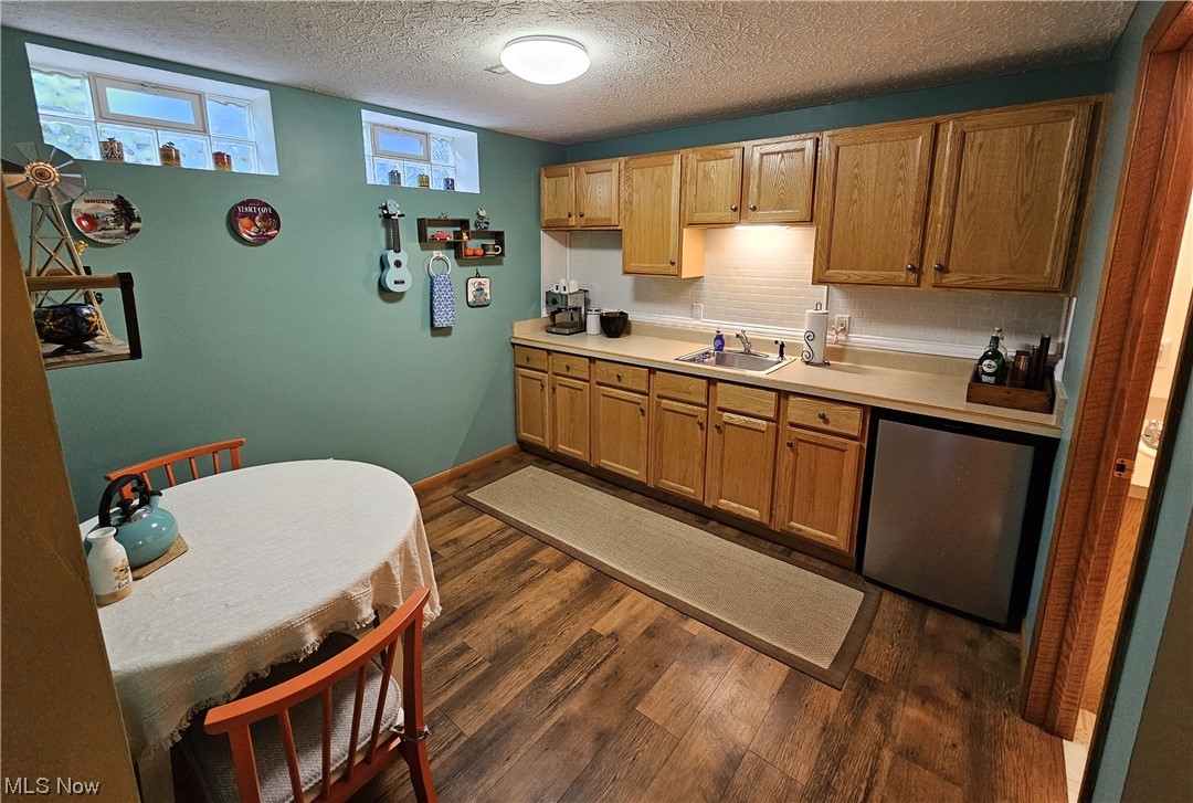 Roaming Rock - Residential