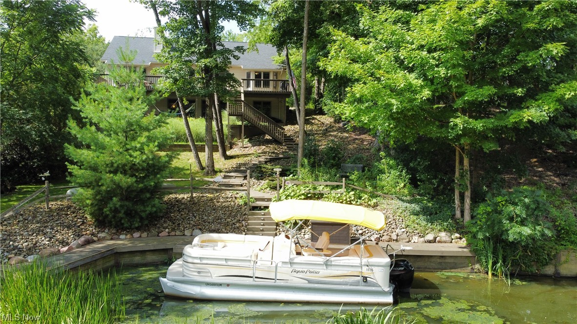 Roaming Rock - Residential