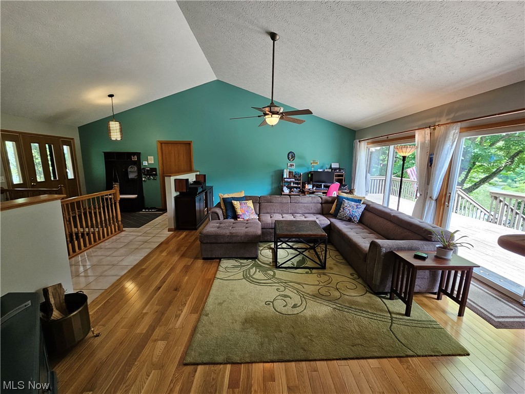 Roaming Rock - Residential