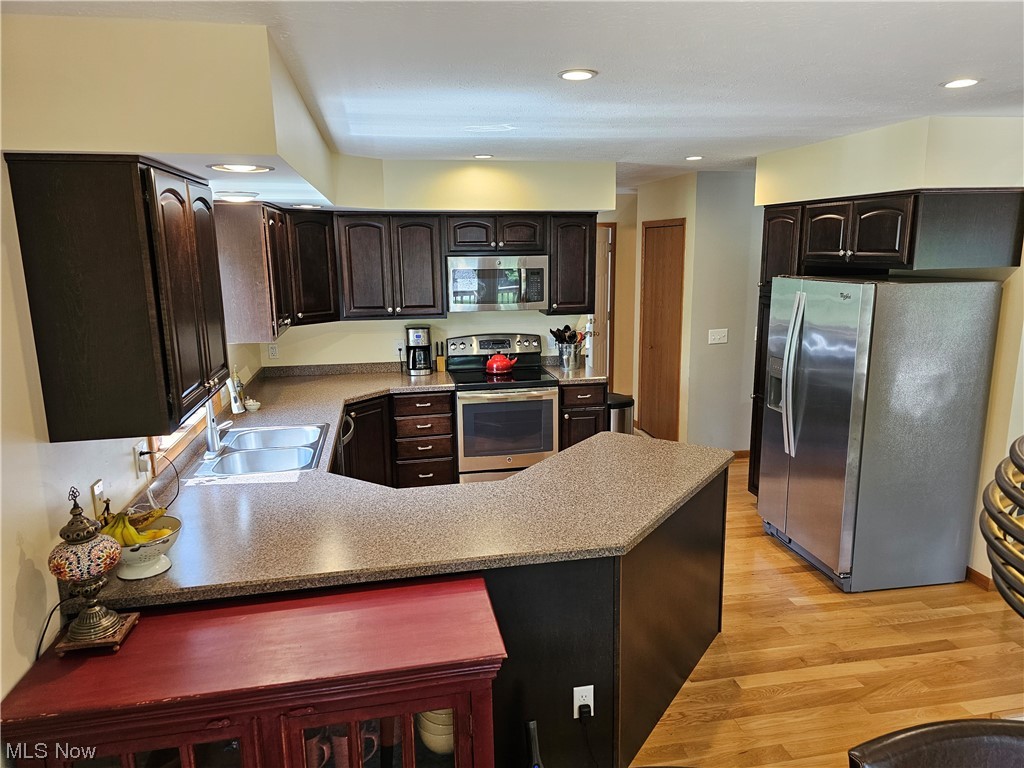 Roaming Rock - Residential