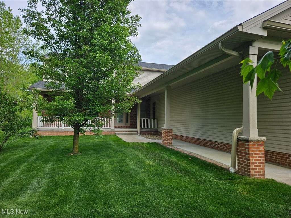 615 Crystal Brooke Drive, Hinckley, Ohio image 46