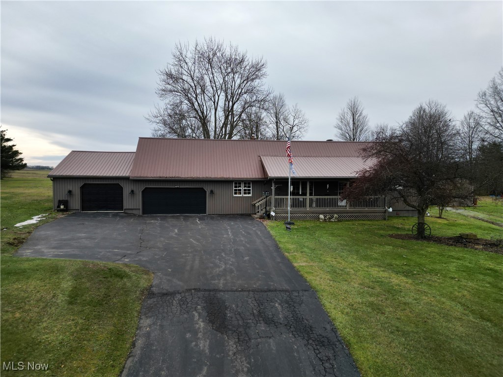 4175 E Middletown Road, New Middletown, Ohio image 2