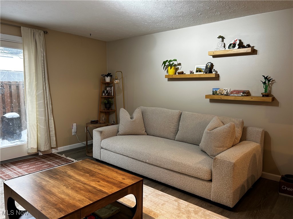 Puritas Park Twnhse Residential - Residential