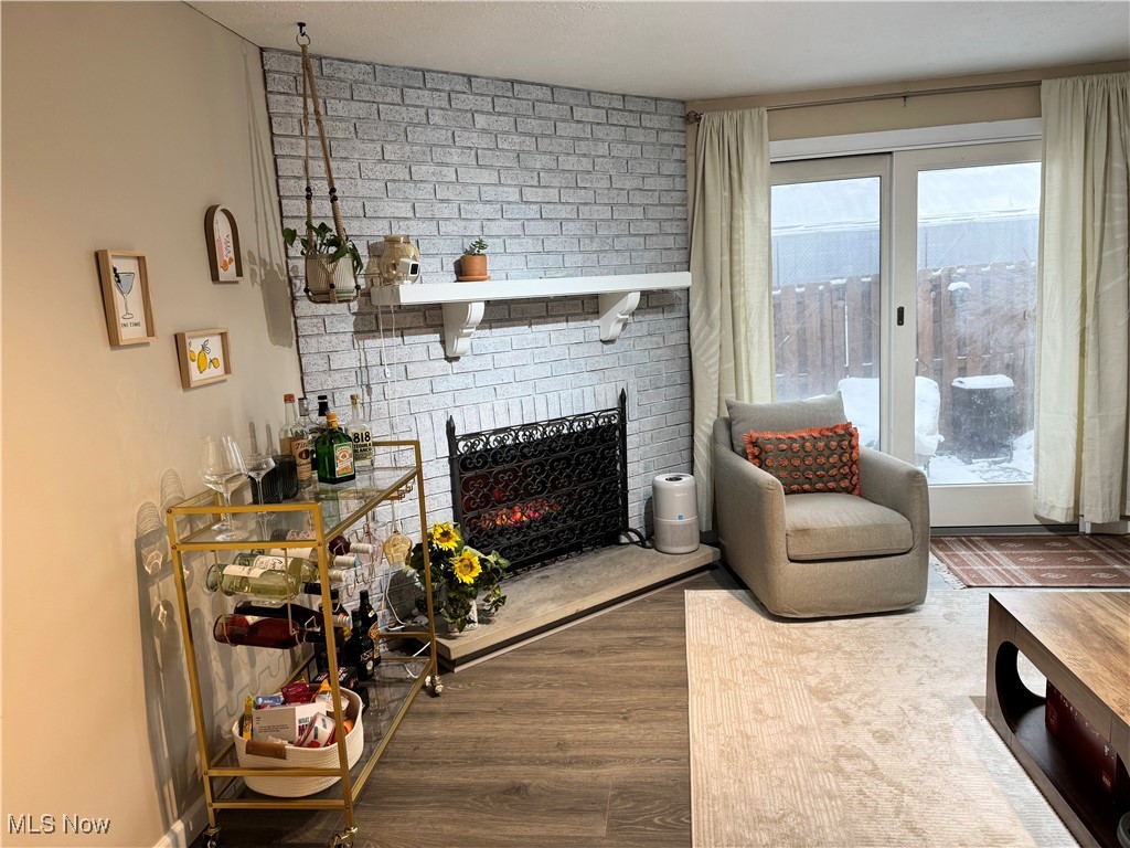 Puritas Park Twnhse Residential - Residential