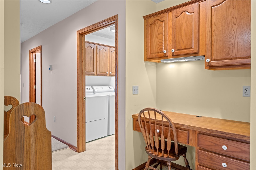 3943 Hilltop Drive, Vermilion, Ohio image 16