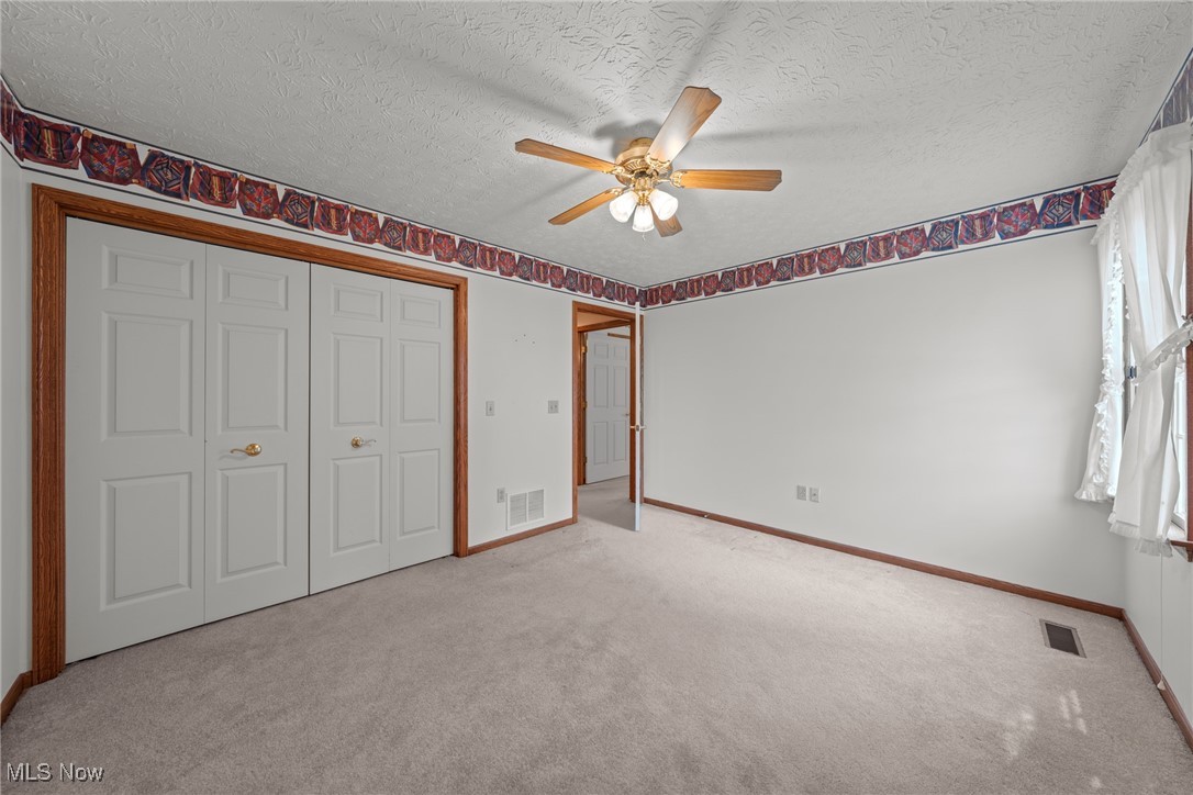 3943 Hilltop Drive, Vermilion, Ohio image 28