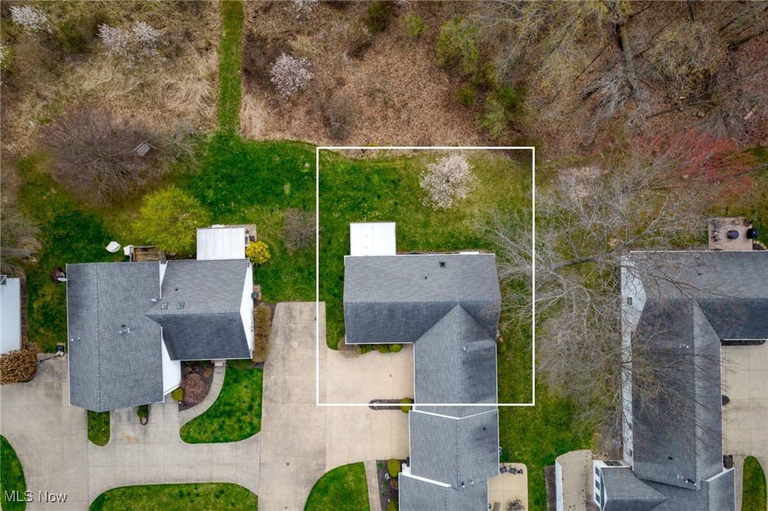 3943 Hilltop Drive, Vermilion, Ohio image 41