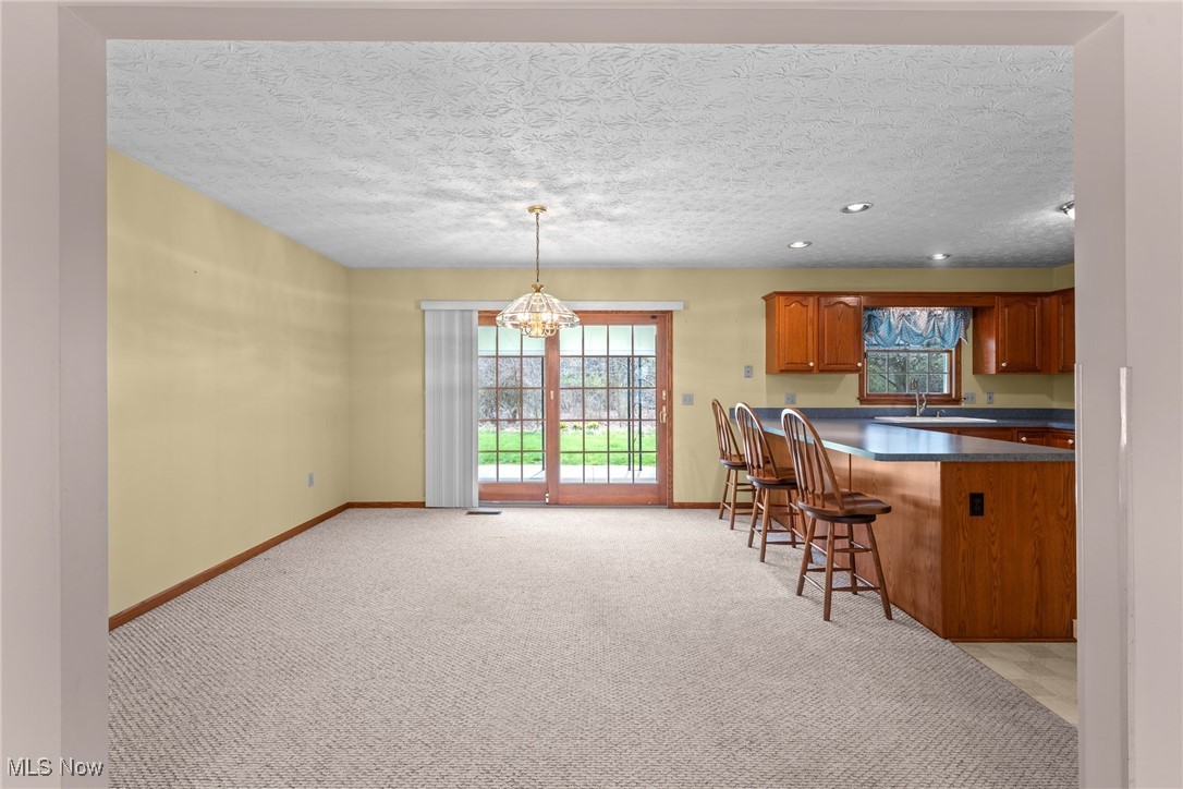 3943 Hilltop Drive, Vermilion, Ohio image 5