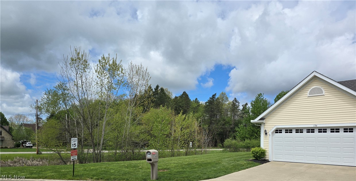 136 Haydens Arbor