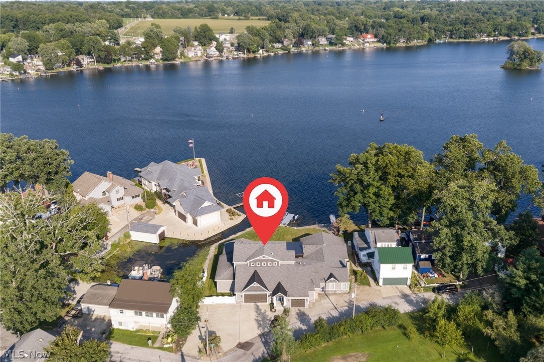 211 Oak Grove Drive