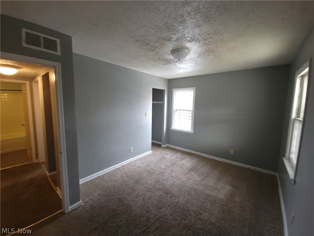 City/Youngstown - Residential Lease