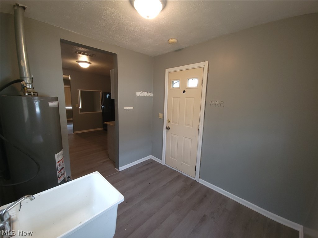 City/Youngstown - Residential Lease