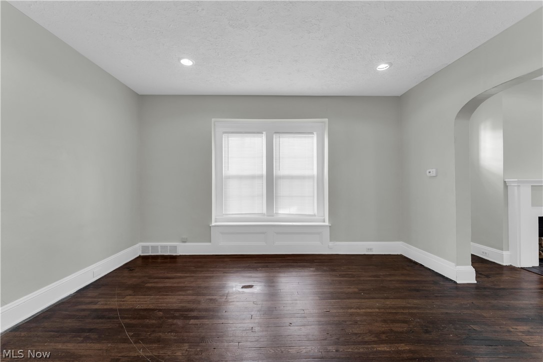 Citizens R/E Co 02 - Residential