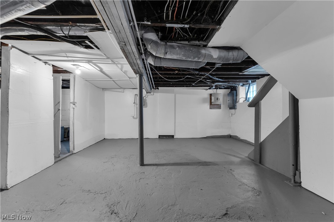 Citizens R/E Co 02 - Residential