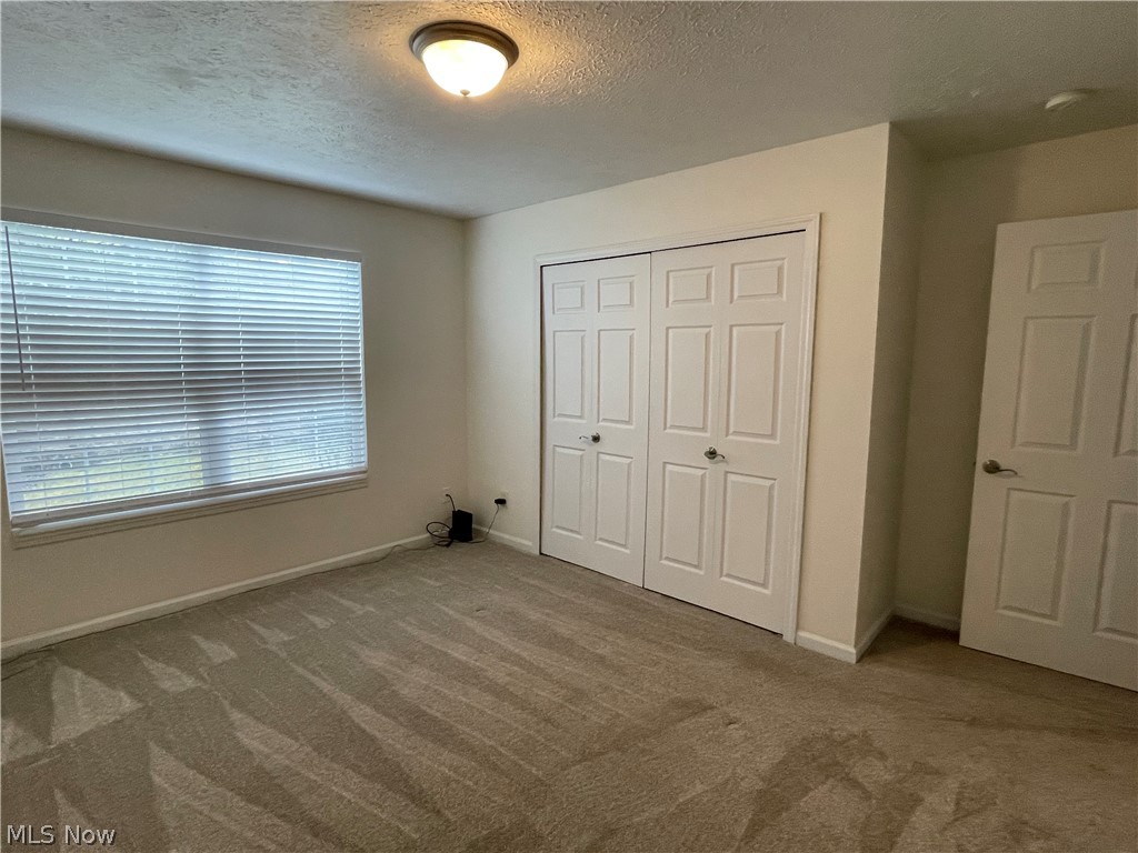 Woodbury Glen Condo - Residential