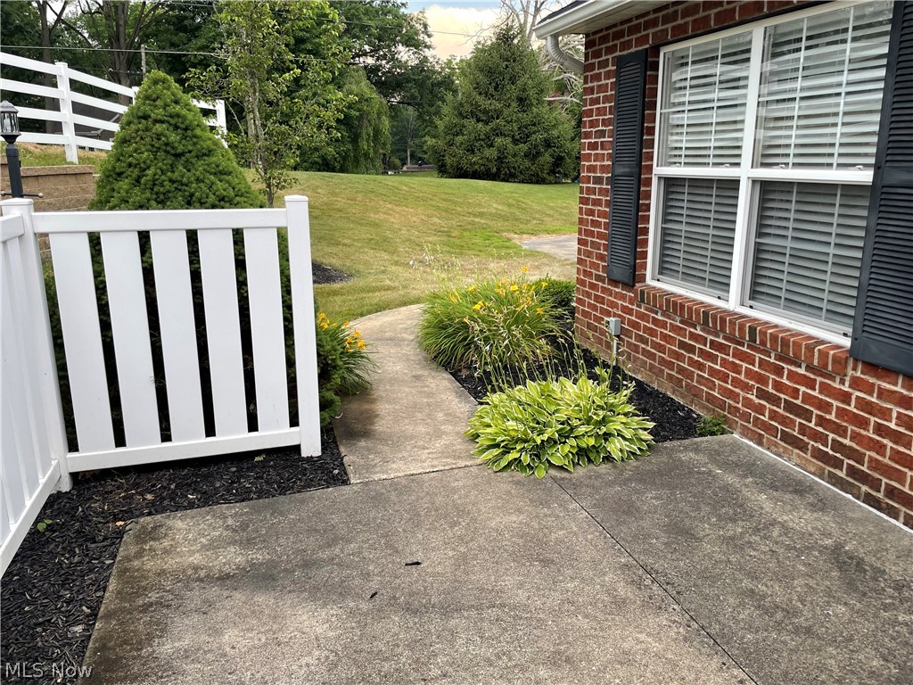 Woodbury Glen Condo - Residential