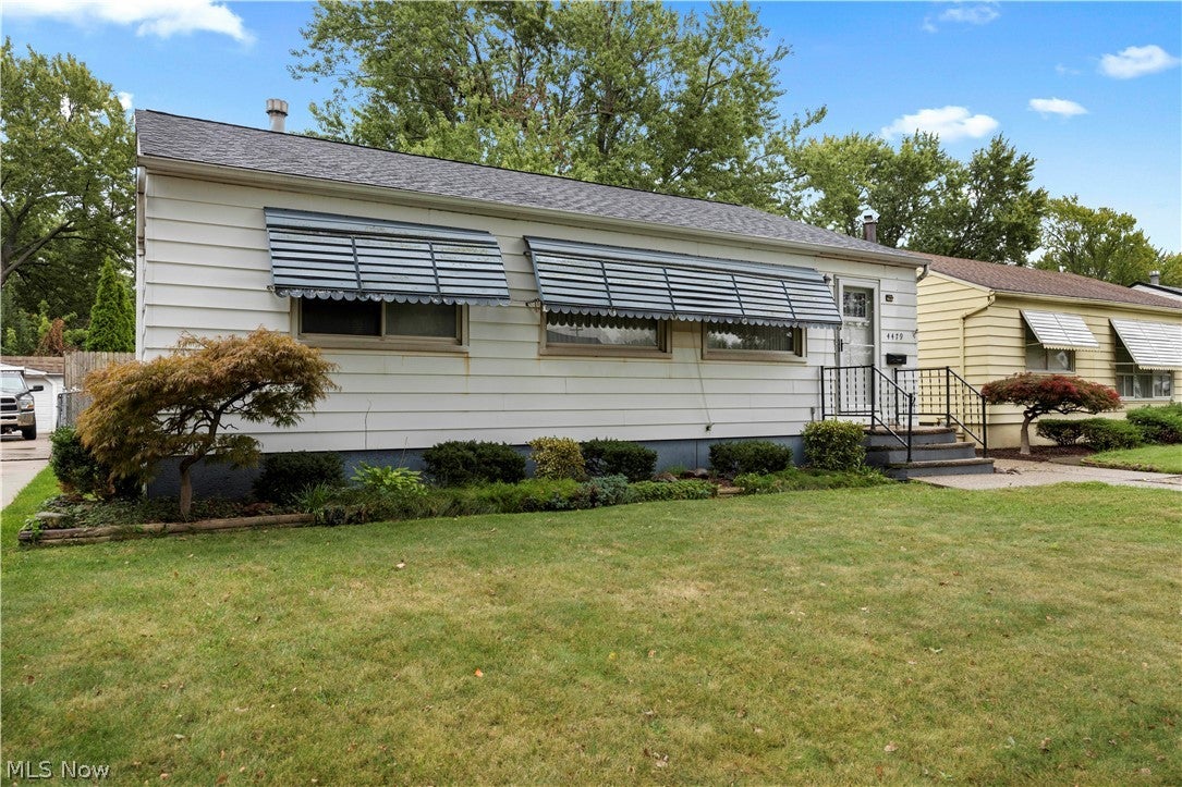 4479 W 152nd Street