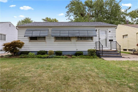 Homes For Sale - 4479 W 152nd Street<br/> Cleveland, OH 44135