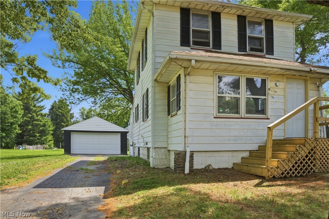 2453 Eddie Street