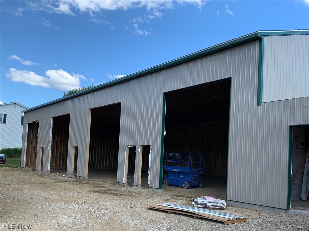 Currently being built: Four 1,300 sf units zoned C-2 "General Commercial District" in Lake Twp. Each unit has a 14 ft. overhead door, 22 ft. ceiling and a Resnor heater. Water in units is negotiable. Common area includes two restrooms. Tenants are responsible for utilities. Call agent for permitted uses.