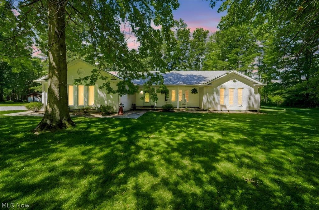 Photo of 3705 Shadyside Avenue, Ashtabula, OH 44004 (MLS # 5221546)