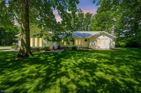 Photo of 3705 Shadyside Avenue, Ashtabula, OH 44004 (MLS # 5221546)