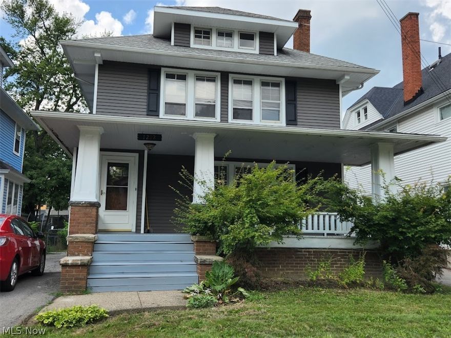 This large Lakewood colonial oozes charm and character! Hardwood floors, leaded glass, library and living room each with a fireplace and genteel front porch are just some of the features. In addition to four bedrooms, the attic has 2 extra rooms that are semi-finished. The upstairs bath has been updated and includes heated floors, bluetooth, and dual-flush toilet. The large eat-in kitchen has new countertops, sink and vinyl flooring. Roof was replaced in 2013, siding in 2018. The basement has been waterproofed and has a newer on demand water heater. The first floor is kept warm and cozy with radiant heated floors. A little extra TLC will bring this home back to its former glory. The back yard is totally fenced in. Located in a prime Lakewood area, close to shopping, dining, parks, library and public transportation. The home is being sold as is and is available for immediate occupancy.