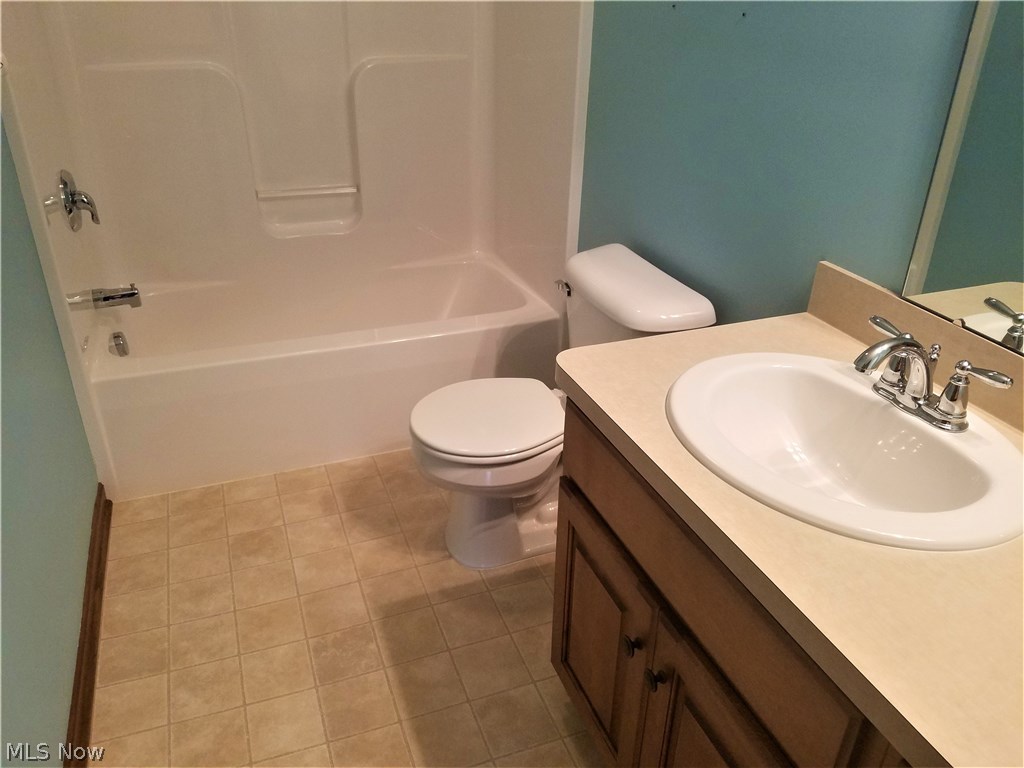 Heritage Green Condos Ph 3 - Residential