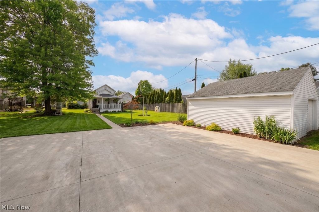 Photo of 368 4th Drive NW, New Philadelphia, OH 44663 (MLS # 5207903)