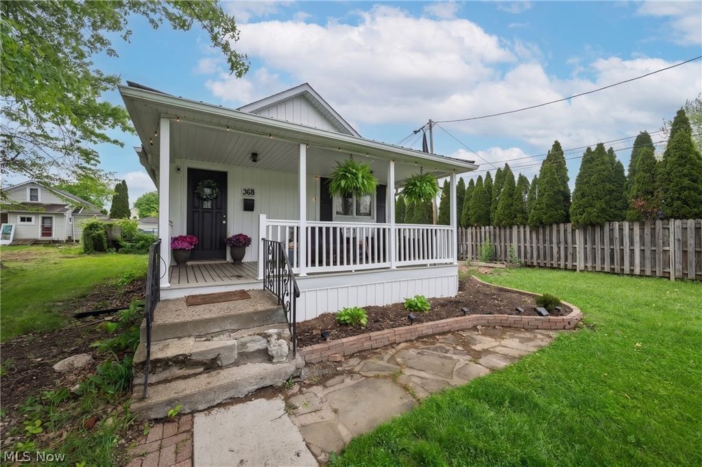 Photo of 368 4th Drive NW, New Philadelphia, OH 44663 (MLS # 5207903)