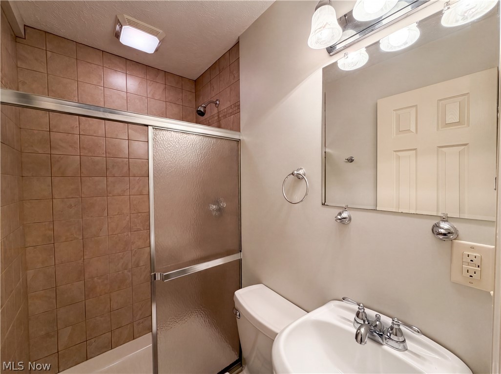 Melody Lane Homes 01 - Residential