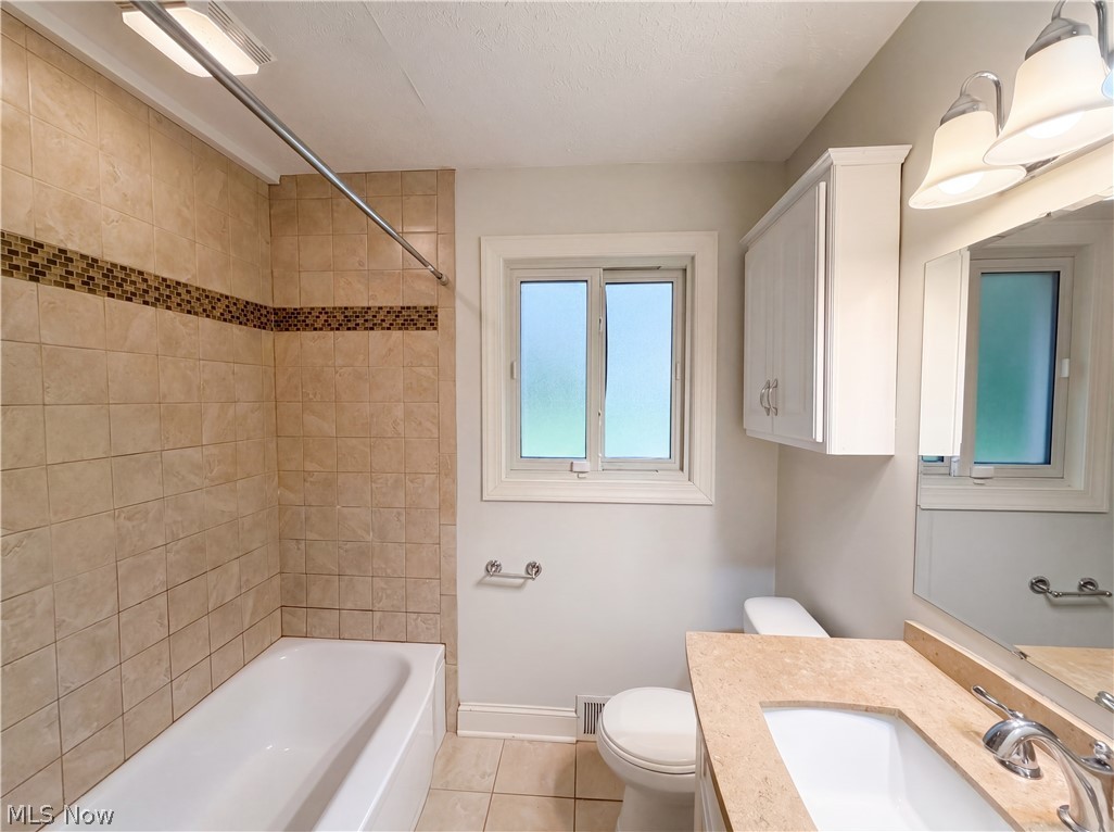 Melody Lane Homes 01 - Residential