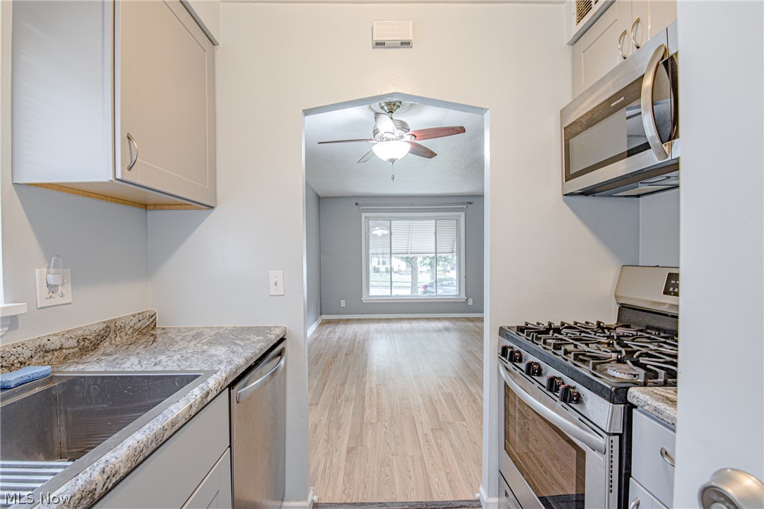 Metro Golf Park - Residential