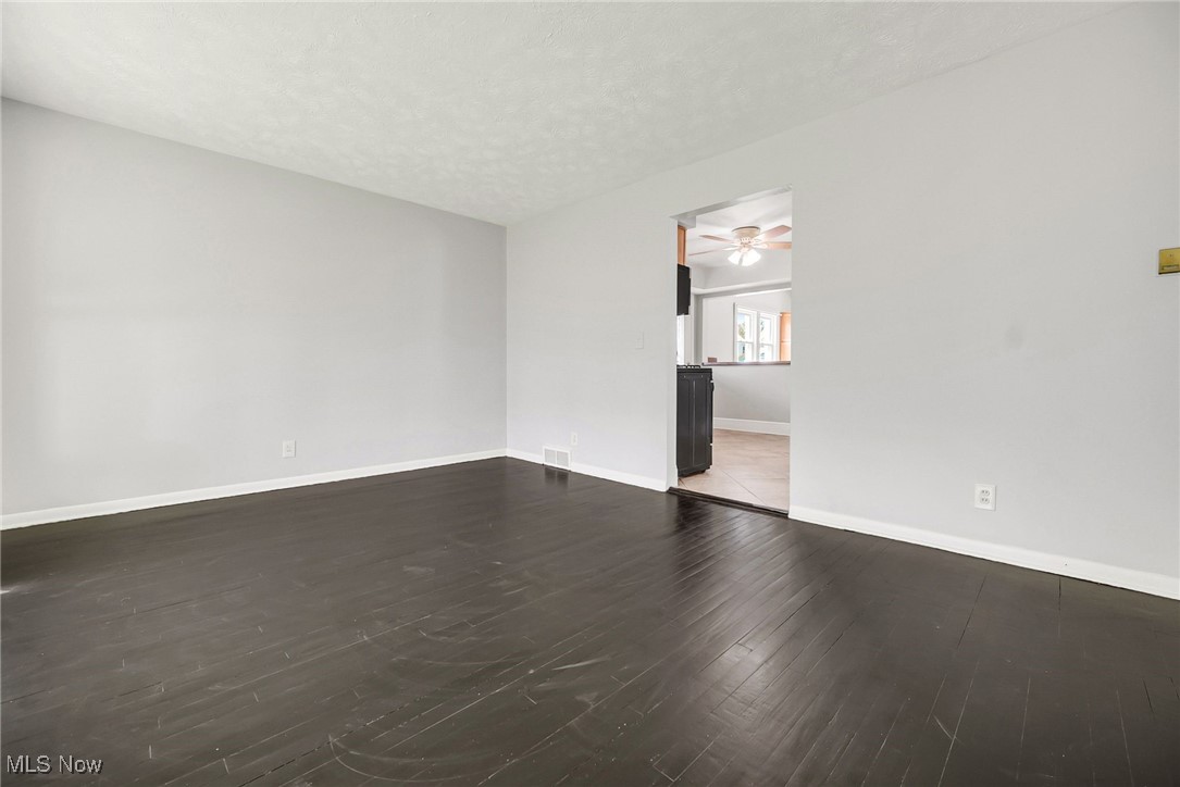 10204 Robinson Avenue, Garfield Heights, Ohio image 10