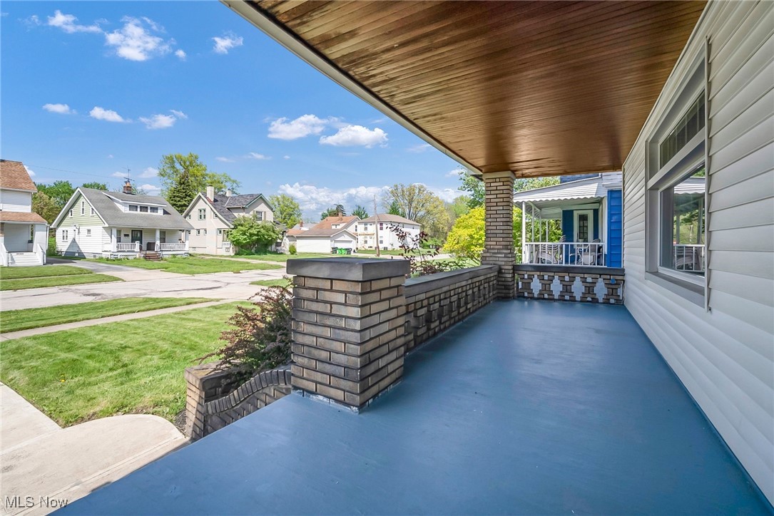 10204 Robinson Avenue, Garfield Heights, Ohio image 34