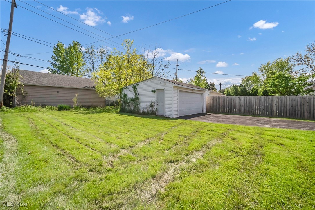 10204 Robinson Avenue, Garfield Heights, Ohio image 40