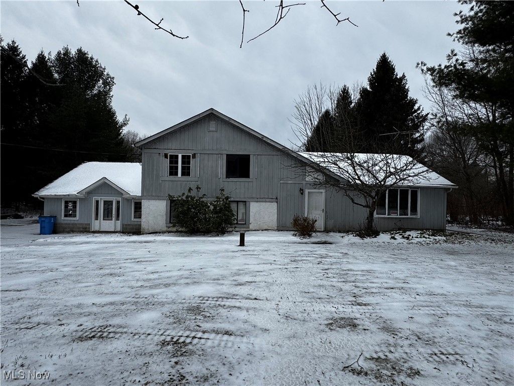 Photo of 18420 Shaw Road, Chagrin Falls, OH 44023 (MLS # 5178042)
