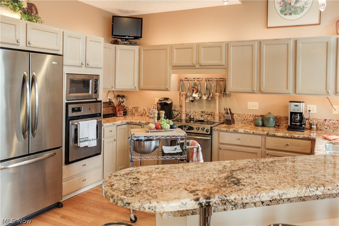 Forest Cove East Condo - Residential