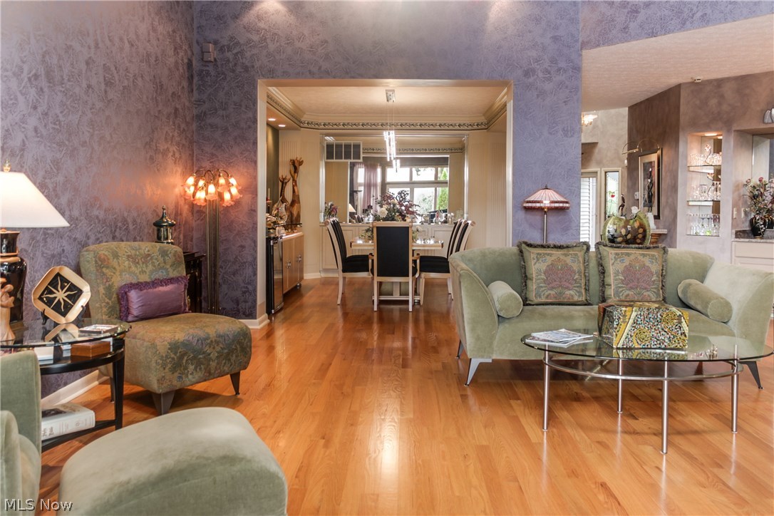 Forest Cove East Condo - Residential