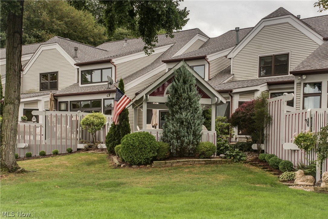 Forest Cove East Condo - Residential