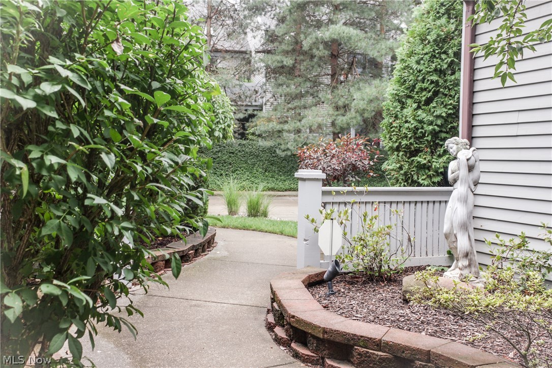 Forest Cove East Condo - Residential