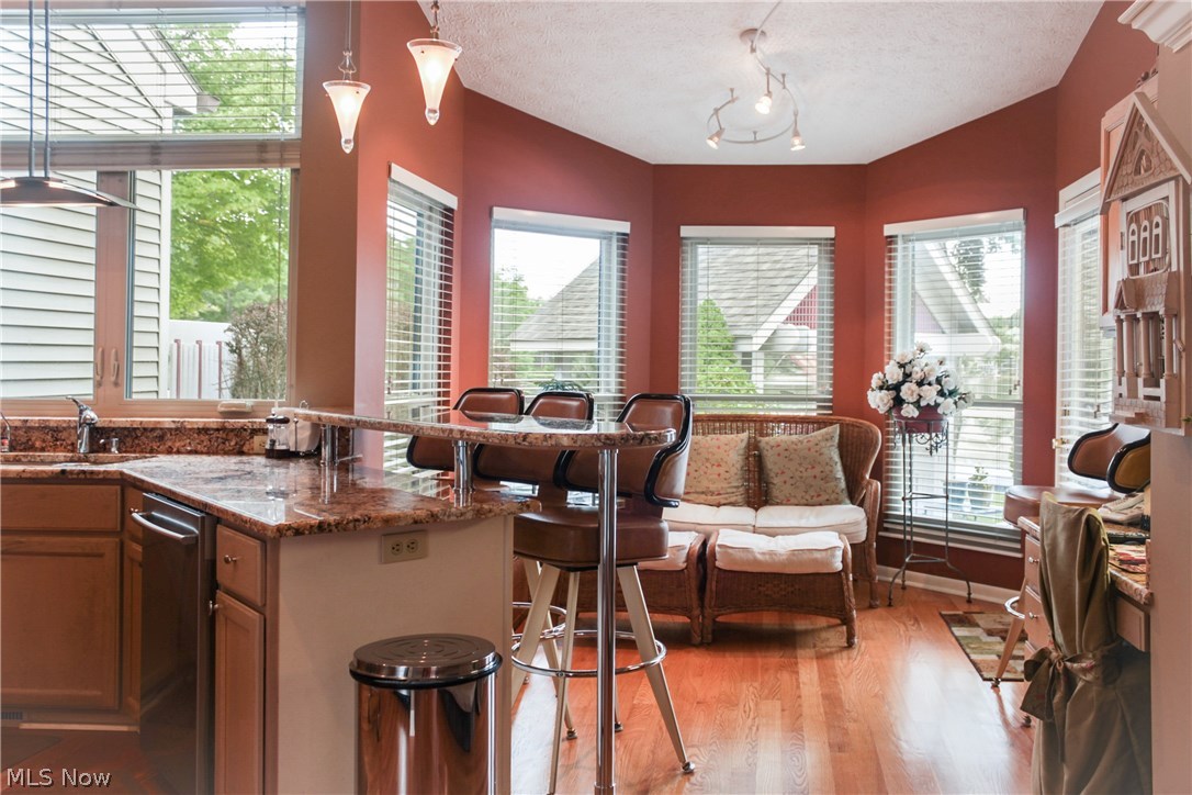 Forest Cove East Condo - Residential