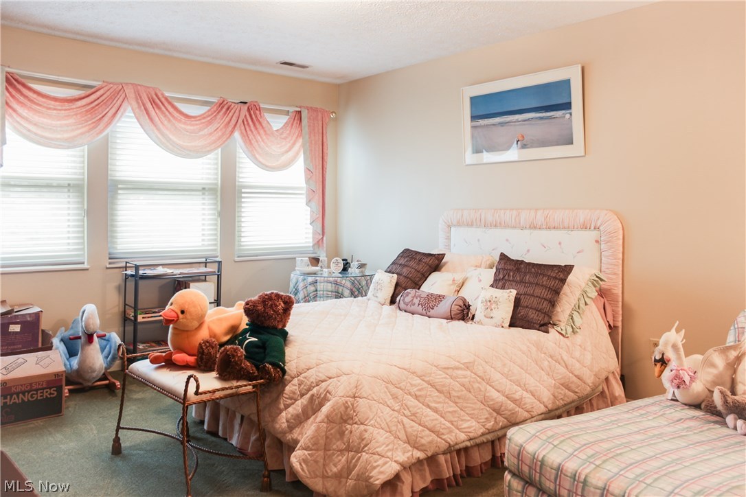 Forest Cove East Condo - Residential