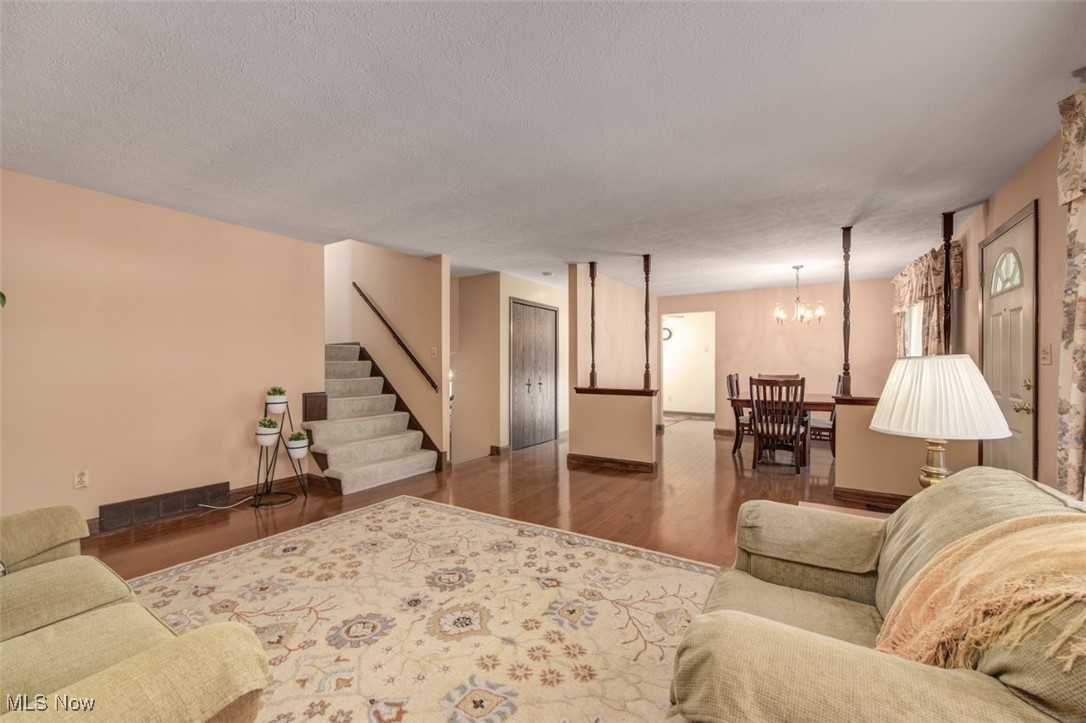 Echo Lake 01 - Residential