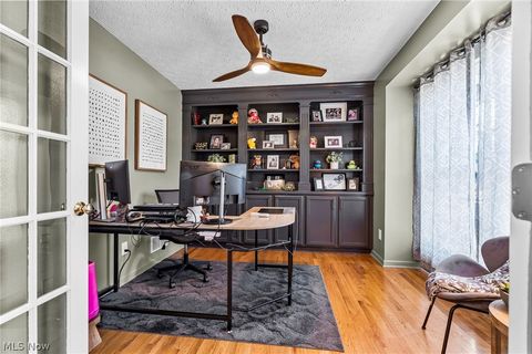 Tiny photo for 9195 Victoria Lane, North Ridgeville, OH 44039 (MLS # 5221339)